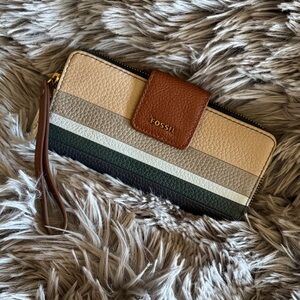 Fossil Women's Striped Leather Wallet in Cream, Brown, and Green